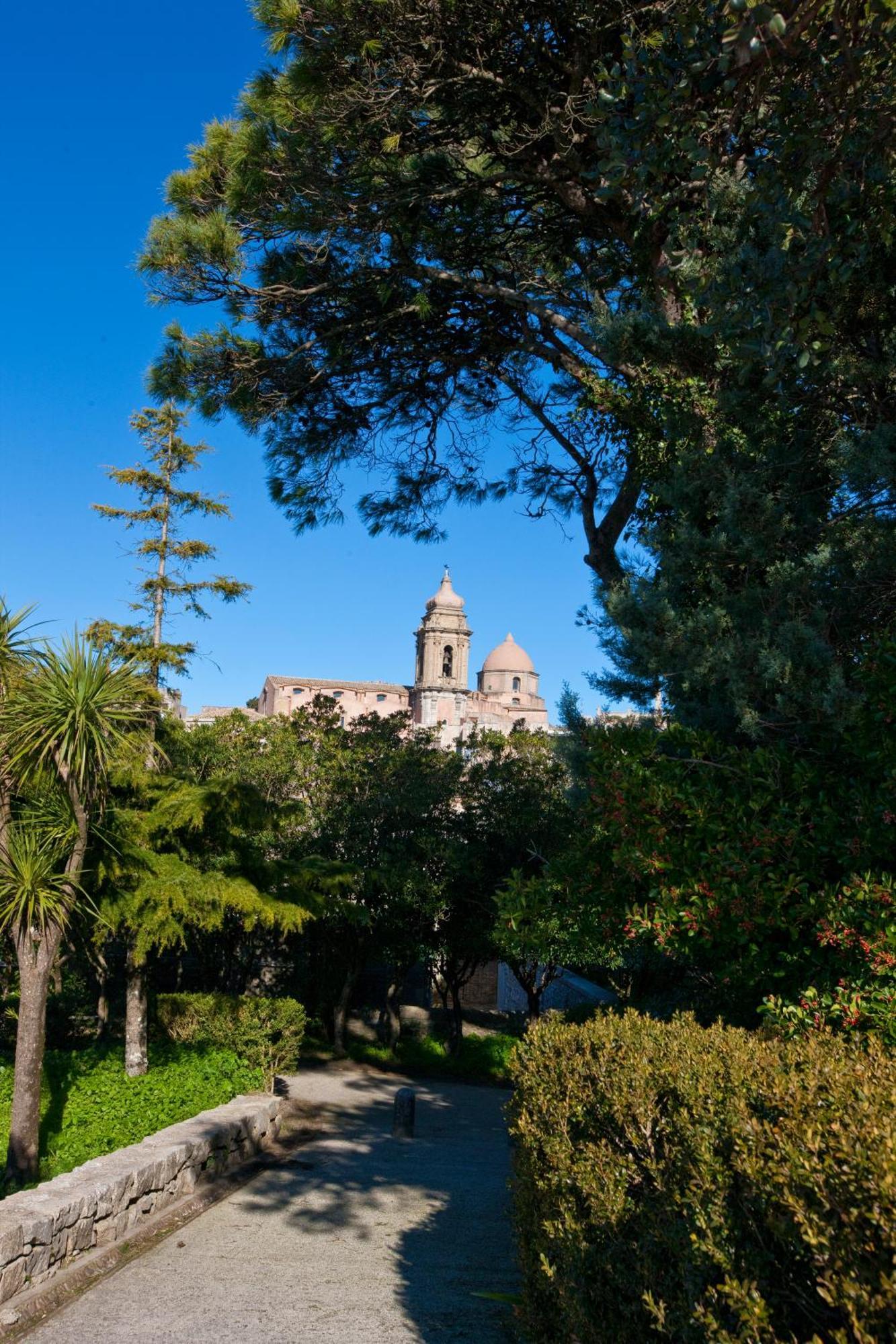 Antico Borgo Hotel Erice Exterior photo